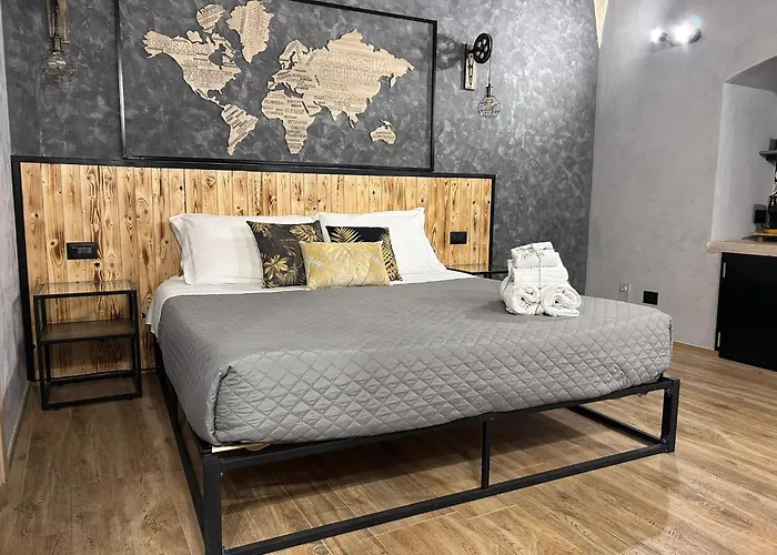 La Dimora Del Principe-piano Terra לינה וארוחת בוקר